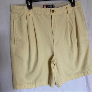 Men’s shorts size 34 yellow